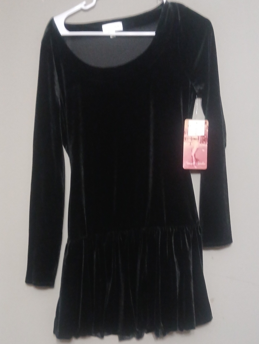 Emerald Sundae Black Velvet Midi Dress